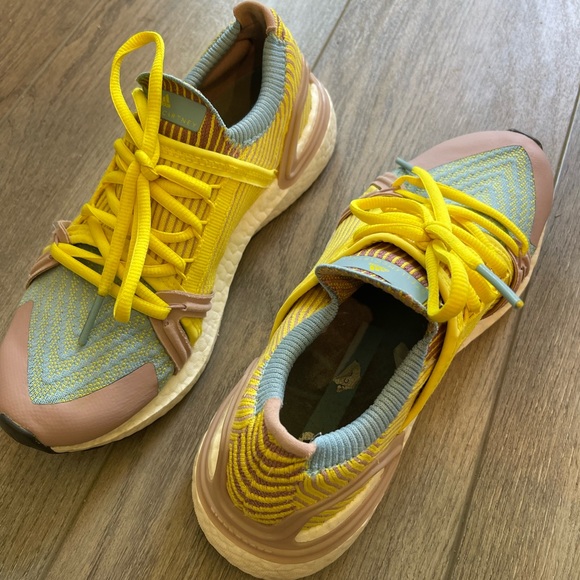 Stella McCartney Adidas Ultra Boost Sneaker - Picture 9 of 12